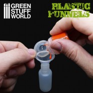 塑料漏斗 - 空塗料瓶